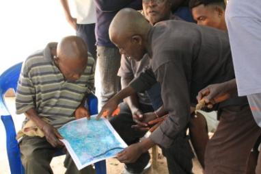 Discussions during the development of a plan in Kwilu province